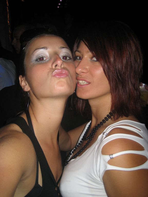 i/Kranj/Absolvent08/07-BlackWhiteParty/absolvent 1931.jpg